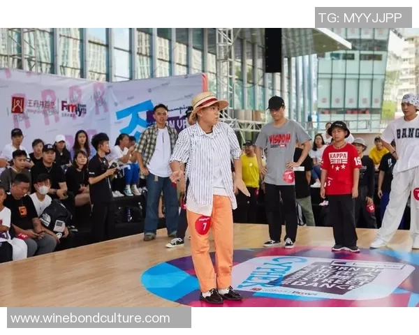 深圳街舞团队协作实力强劲荣登全国排行榜第一名