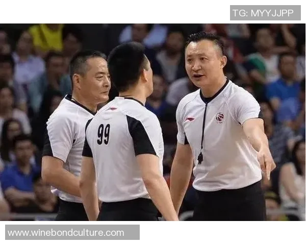 足球明星对假球现象的看法与反思:维护体育精神的责任与挑战 足球明星对假球现象的看法与反思:维护体育精神的责任与挑战